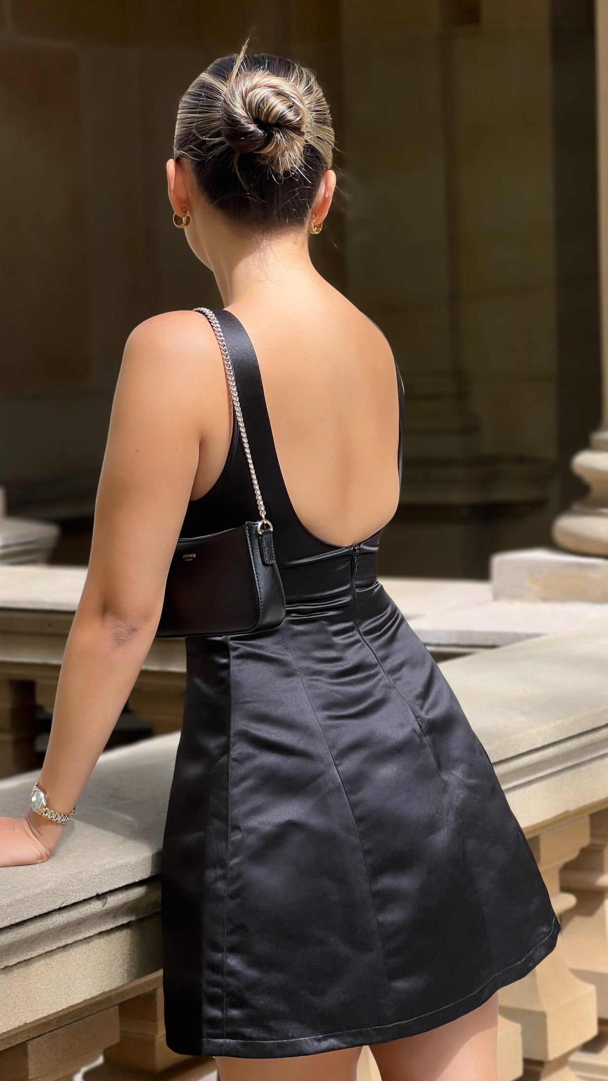 Kenzie scoop back Mini Dress With Contrast Bow Clip